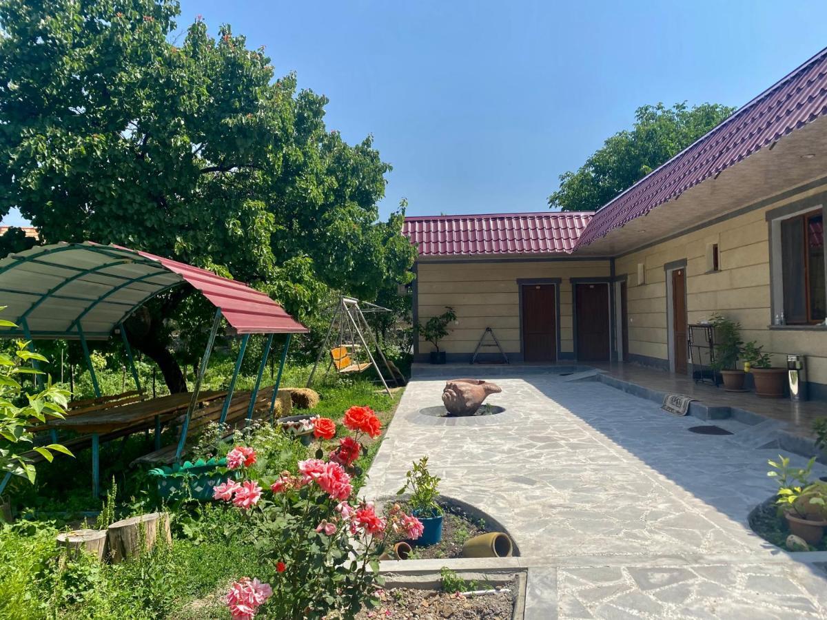 Aghasu Tun B&B Odzun Kültér fotó